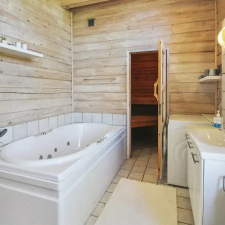 Holiday home Nikolce - 250m From The Sea In Bornholm By Interhome Ronne